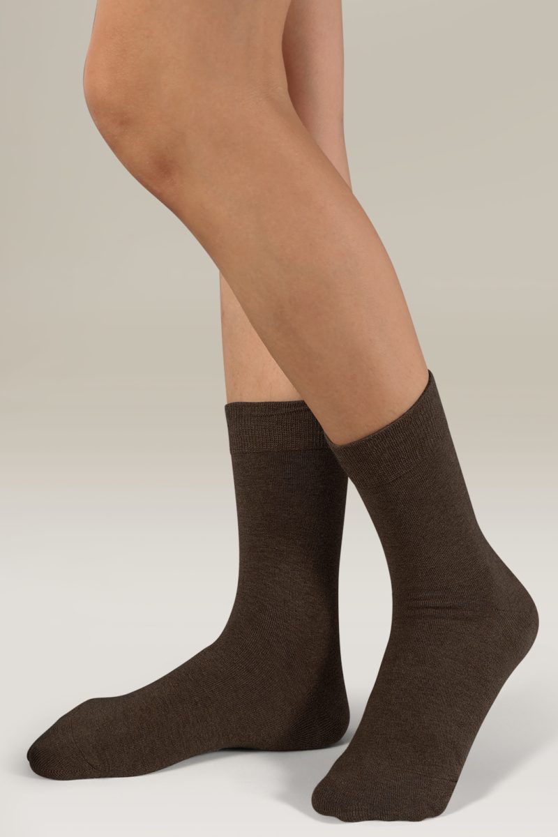 Women's Mid-Calf Cotton Casual Socks