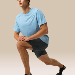 CloseMate men's white cushioned athletic ankle socks shown on feet, highlighting arch support and snug fit.