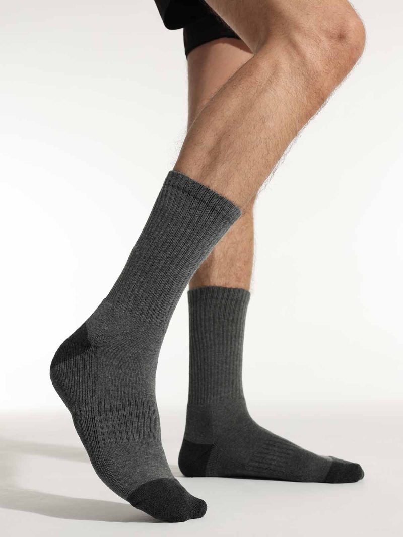 Men's Athletic Cushioned Mid-Calf Socks
