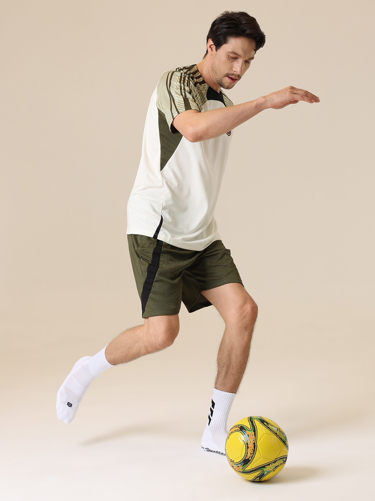 ct05white-4.jpg