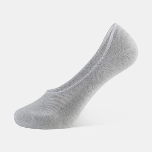 cw09-grey-2 Smooth toe seam detail on grey no show socks