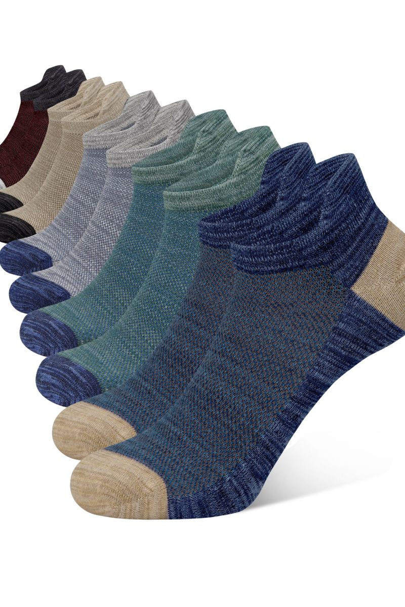 Multipack of CLOSEMATE heathered low cut ankle socks in mixed colors featuring mesh ventilation and heel tab
